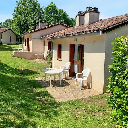 Maison De Campagne A Leyme Avec Piscine Partagee *